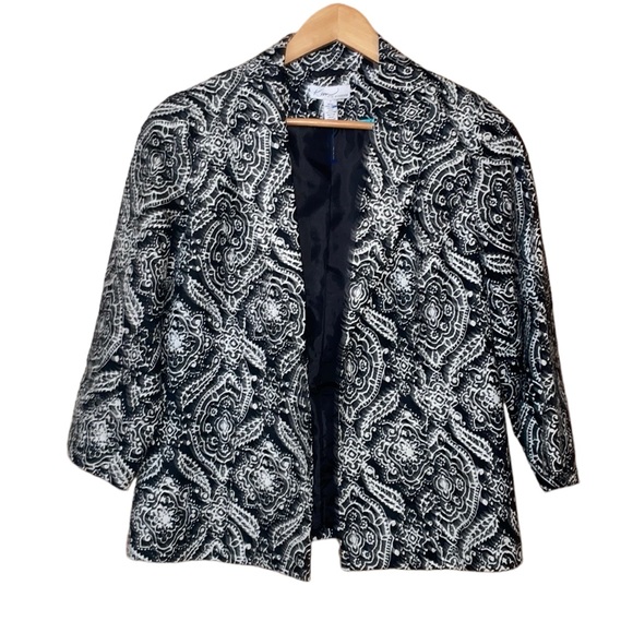 •KIM ROGER•BLACK/WHITE PAISLEY 100% LINEN BLAZER SIZE SMALL EUC - Picture 1 of 7